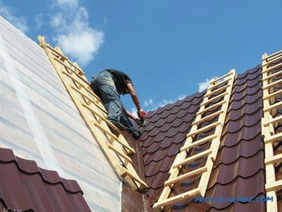 Kako streho kovinske ploščice z lastnimi rokami
