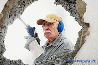 Kako razbiti betonski zid - demontaža betonske stene