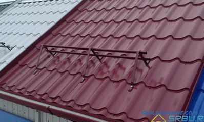 Vrste kovinskih streh, odvisno od podnožja, profila in polimerne prevleke + fotografija