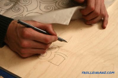 Izrežite sestavljanko iz vezanega lesa, kako premakniti risbo