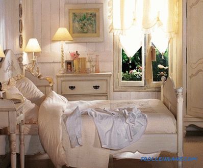 Provence stilska spalnica notranjost