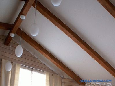 Kako obložiti strop v leseni hiši - najboljše rešitve