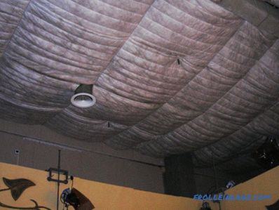 Vrste raztegljivih stropov na materialu izdelave, konstrukcije in oblikovanja + Photo