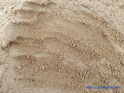 Kakšen pesek je potreben za temelje